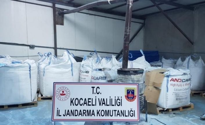 Jandarmadan imalathaneye baskın: 20 milyon TL’lik sahte tarım ilacı ele geçirildi