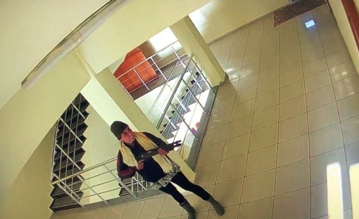 Kaçak kulübesi yıkılan kadın pompalı tüfekle dehşet saçtı: 1’i zabıta 3 yaralı