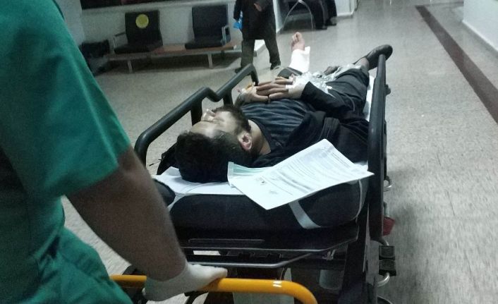 Kafede silahlı saldırıda yaralandı, polis çilingir yardımıyla kapıyı açınca olay ortaya çıktı