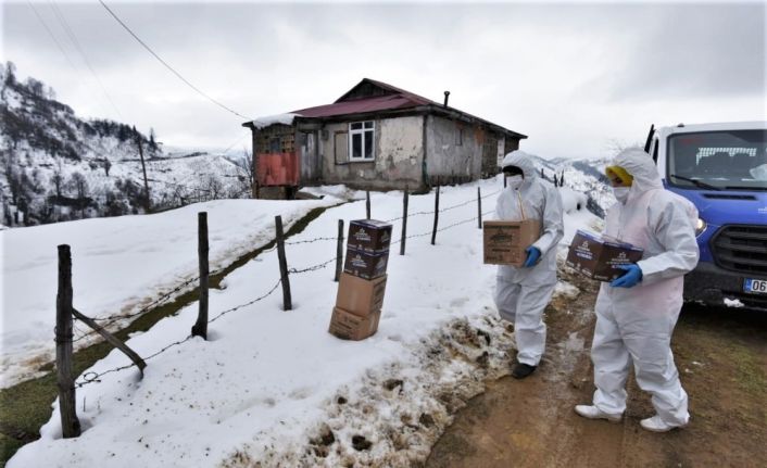 Karantina mahallesine Altınordu Belediyesi’nden yardım