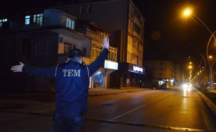 Karasu’da kısıtlamayı ihlal eden 26 kişiye 81 bin TL ceza kesildi