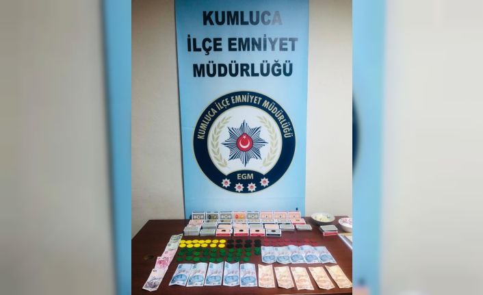 Korona virüsü hiçe sayıp kumar oynayanlara polisten ceza yağdı