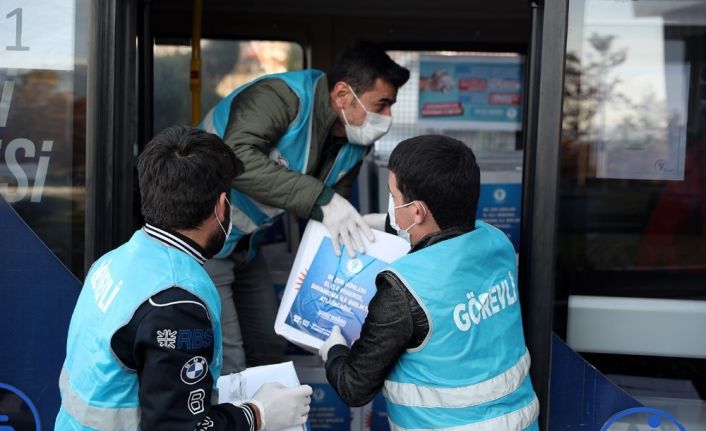 Merkezefendi Belediyesi, esnaf ve müzisyenlere gıda kolisi desteğini sürdürüyor