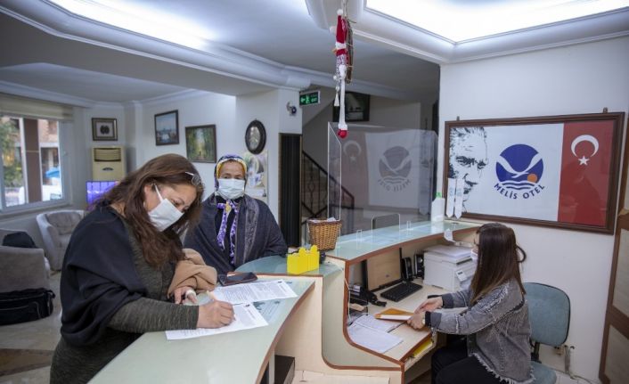 Mersin’de hasta ve yakınları Refakatçi Evi ile kalacak yer derdinden kurtuldu