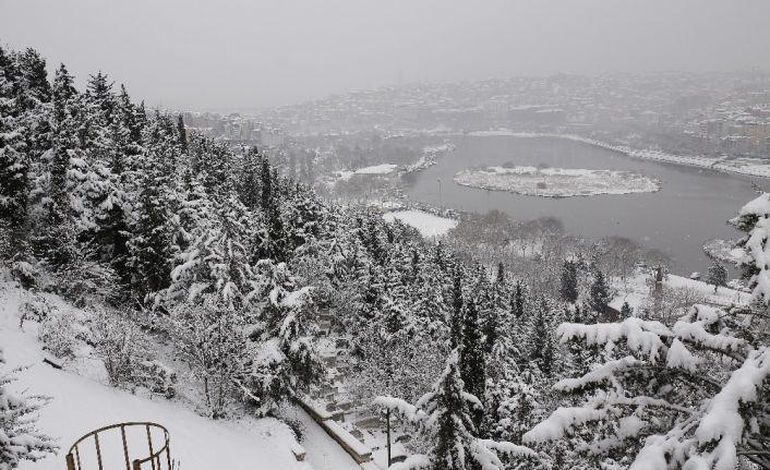 Meteoroloji açıkladı: İstanbul’a kar geri dönüyor