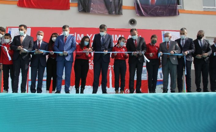 Milli Eğitim Bakanı Selçuk: “Çocuklarımızın eğitimden geri kalmaması için ne gerekiyorsa yapıyoruz”