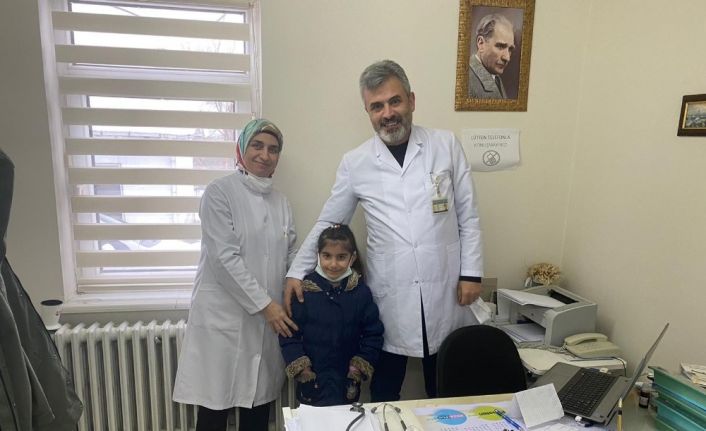 Minik öğrencilerden sağlık çalışanlarına teşekkür mektupları