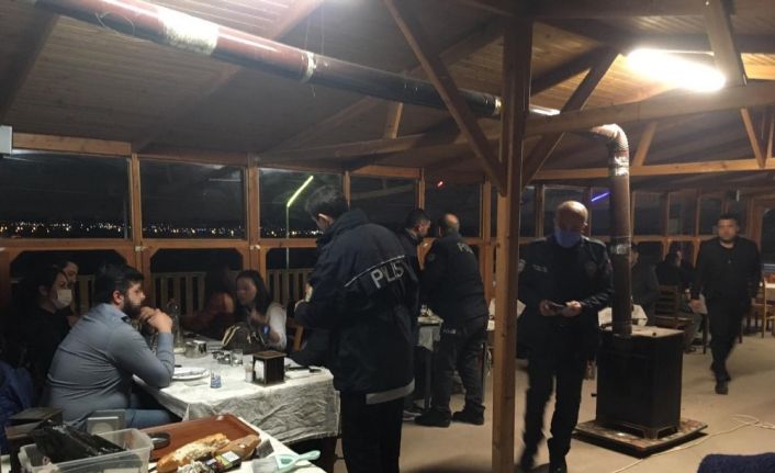 Müşteri kabul eden restoranlara 236 bin 400 lira para cezası