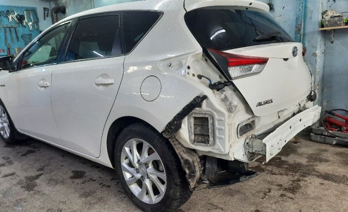 Oto tamircinin kar sevinci: "Kazalar olacak ki, biz de ekmek yiyelim"