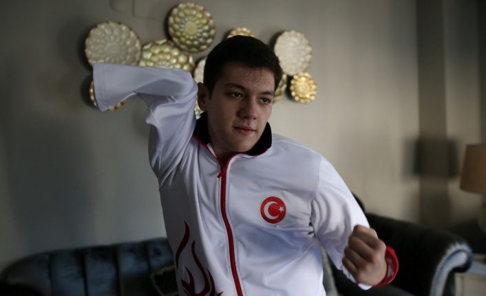 (Özel haber) Cumhurbaşkanı’ndan sporcu bursu belgesini aldı, gözünü olimpiyatlara dikti