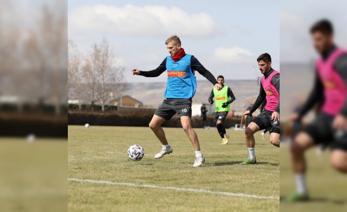 Pedro Henrique takıma katıldı