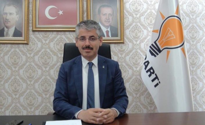 Şaban Çopuroğlu: "Kandilimizin birlik ve beraberliğimize vesile olmasını niyaz ediyorum"