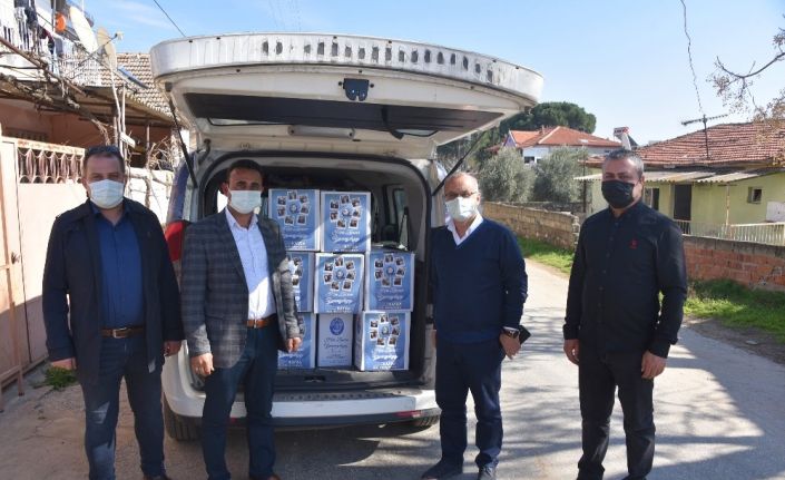 Salihli’de 10 bin ihtiyaç sahibine gıda paketi