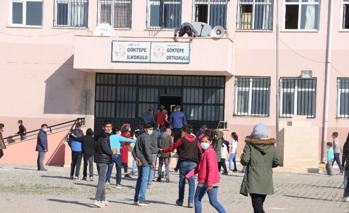 Şanlıurfa’da yarıyıl tatilinin ardından kademeli yüz yüze eğitim başladı