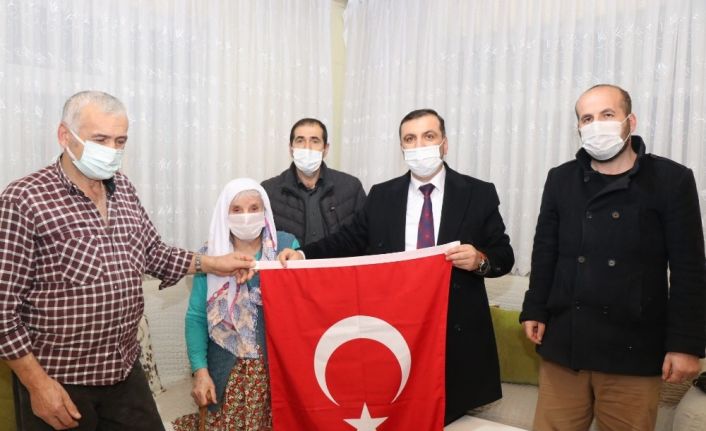 Şehit annesi: "Allah devletimize ve milletimize zeval vermesin"