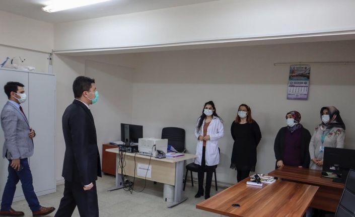 Silvan Kaymakamı Öztürk, İlçe Sağlık Müdürü Utangaç ile bir araya geldi