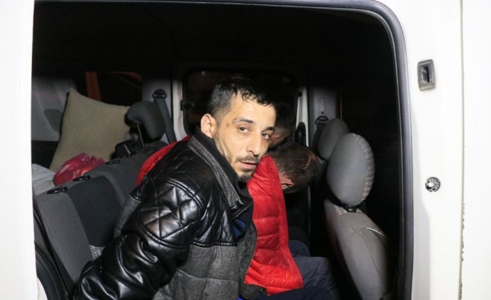 Sokağa çıkma kısıtlamasından ceza yememek için kaçtılar, 12 kilometre sonra yakalandılar