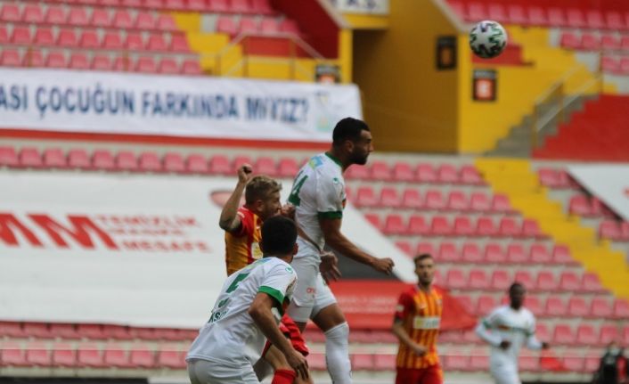 Süper Lig: Hes Kablo Kayserispor: 0 - Aytemiz Alanyaspor: 0 (İlk yarı)