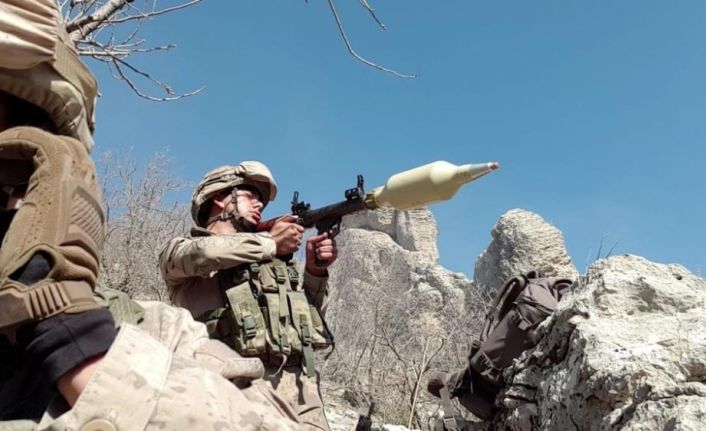 Terör örgütü PKK’ya "Eren Operasyonları" darbesi: Örgütün kış üslenmesi yerle bir edildi