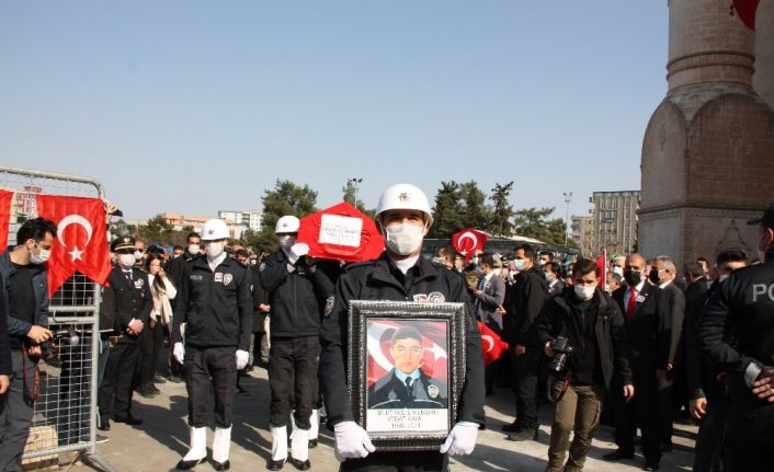 Teröristlerin katlettiği polis memuru Kaya, Mardin’de son yolculuğuna uğurlandı
