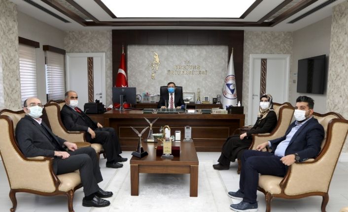 TÜBİTAK ve TÜBA’dan Ödül Alan Öğretim Üyeleri Rektör Çalış’ı Ziyaret Etti