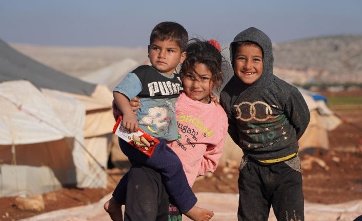 Türkiye Diyanet Vakfı, Suriye’de yetim kamplarındaki bin 500 çocuğun ihtiyacını karşılıyor