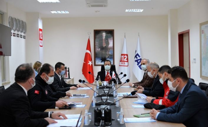 Vali Şentürk: "112 Acil Çağrı Merkezi gereksiz çağrılarla meşgul edilmemeli"