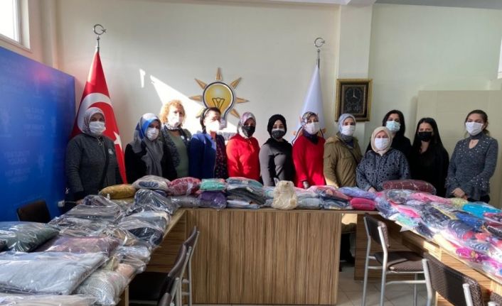Yalova’da AK Parti Çiftlikköy İlçe Kadın Kolları, Diyarbakır’a yardım eli uzatıyor