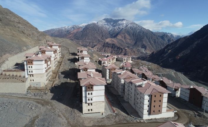 Yeni Yusufeli’nin silüeti oluşmaya başladı