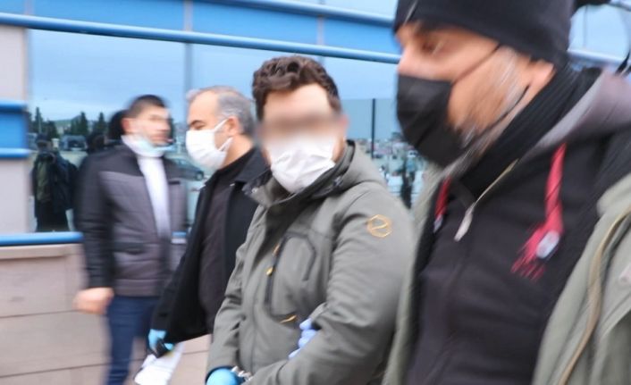 1,5 milyon kişinin kredi kartı ve kimlik bilgilerini çalan kişilere operasyon