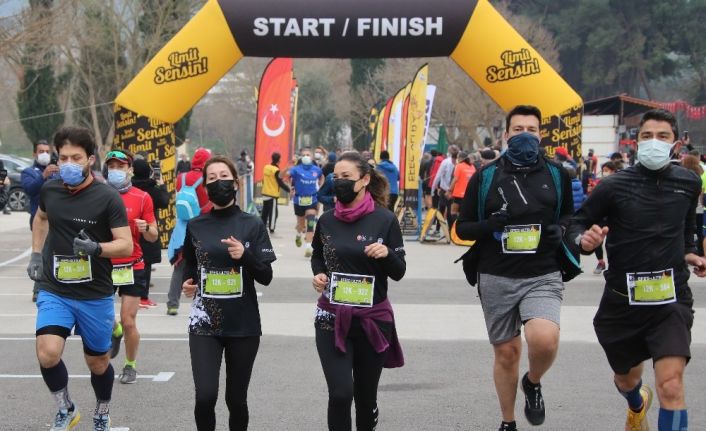 2 bin sporcunun katıldığı 4. Efes Ultra Maratonu sona erdi