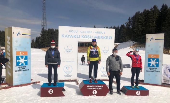 Ağrı Sporcu Eğitim Merkezi sporcularından 9 madalyalık zafer