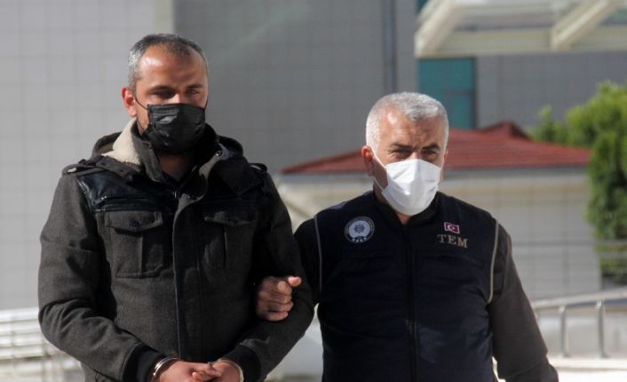 AK Parti İstanbul İl Başkanlığını işgal eden eski uzman çavuşa hapis cezası