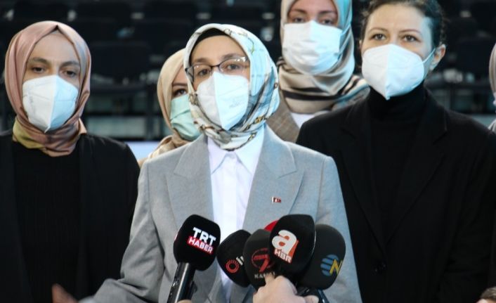 AK Parti Kadın Kolları Başkanı Çam: "İnsan demeye bile dilimiz varmıyor"
