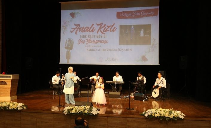 Analı kızlı ses yarışması ödül töreni düzenlendi