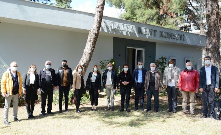 Antalya’nın 3 önemli gündemi Kent Konseyi’nde görüşüldü