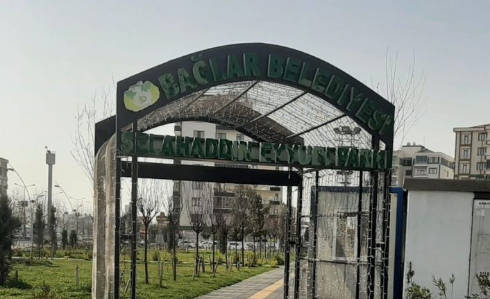 Bağlar Belediyesi bölgede yetişen ilim ve bilim adamlarının isimlerini parklarda yaşatacak