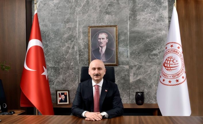 Bakan Karaismailoğlu: “Haberleşmedeki operatör gelirleri yüzde 15,6’lık artışla 77,1 milyar TL’yi geçti”