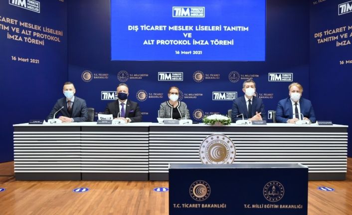 Bakan Pekcan: “Dış Ticaret Meslek Liselerimiz 81 ilimizdeki ihracatçılarımız için insan kaynağı yetiştirecek”