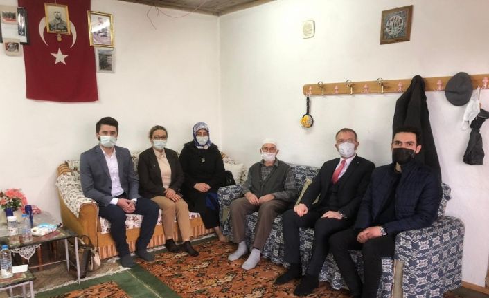 Başkan Ceyhun: "Milletçe aziz şehitlerimize büyük bir vefa borcumuz var"