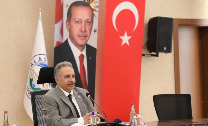 Başkan Yalçın: "Şehitlerimizle helalleşmek istiyorsak görevimizi en iyi şekilde yapmalıyız"