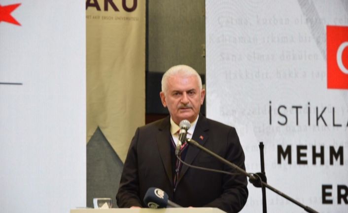 Binali Yıldırım İstiklal Marşı’nın 100. yılı ve Mehmet Akif Ersoy’u Anma Töreni’ne katıldı
