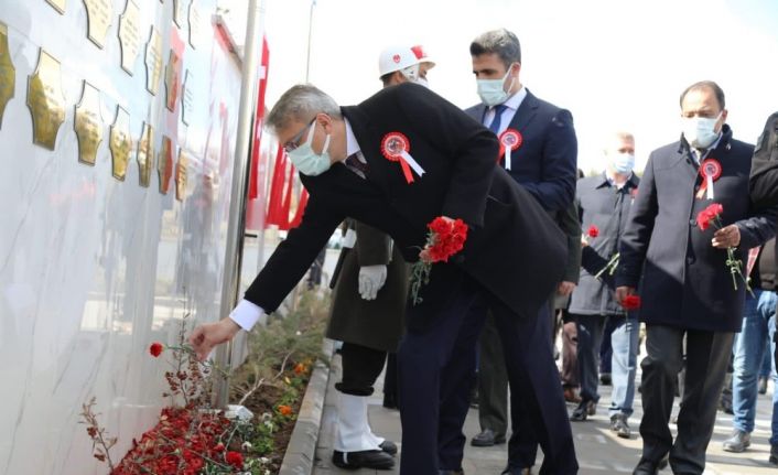 Bingöl Valisi Ekinci,"O gün yaşanan ruh, bugün de dipdiri ayakta durmaktadır"