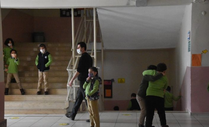 Bitlis’te yüz yüze eğitim başladı