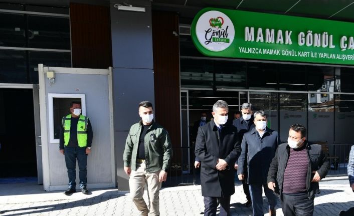 Bu çarşıda para değil, iyilik geçiyor