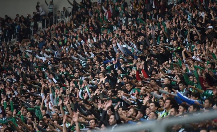 Bursaspor taraftarı 2 bin 581 adet hatıra kombine kart aldı
