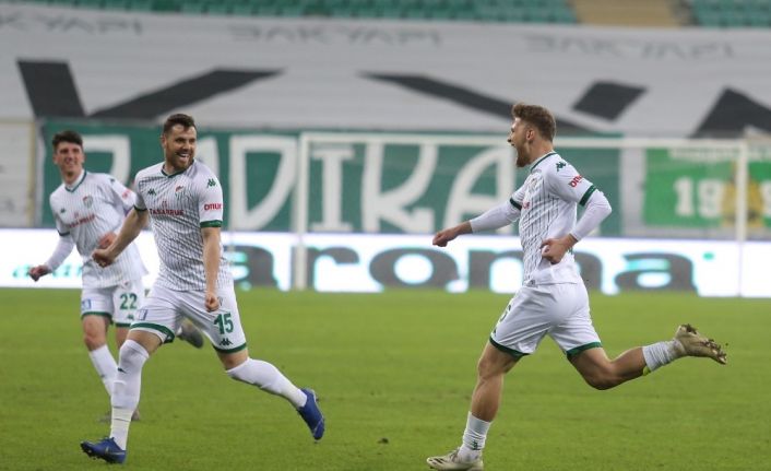 Bursaspor’un üç maçı 19.00’da, bir maçı da saat 16.00’da başlayacak