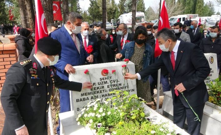 Çanakkale şehitleri Osmaniye’de dualarla anıldı