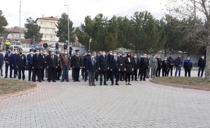 Çanakkale Zaferi’nin 106. yıl dönümü kutlandı, şehitler ziyaret edildi