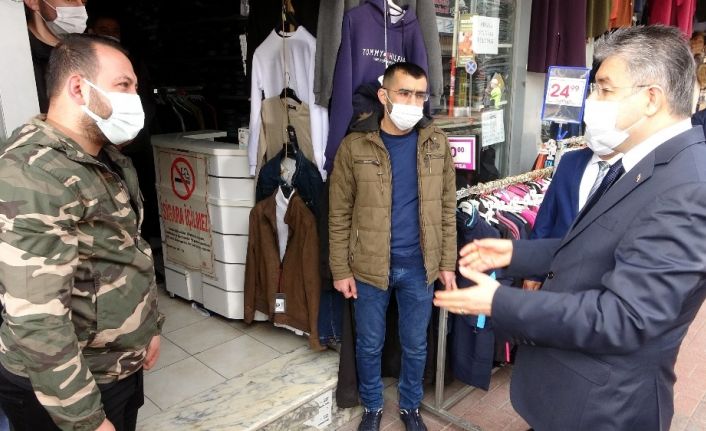 "Çok yüksek riskli" Osmaniye’de vali sahaya indi vatandaşı tek tek uyardı